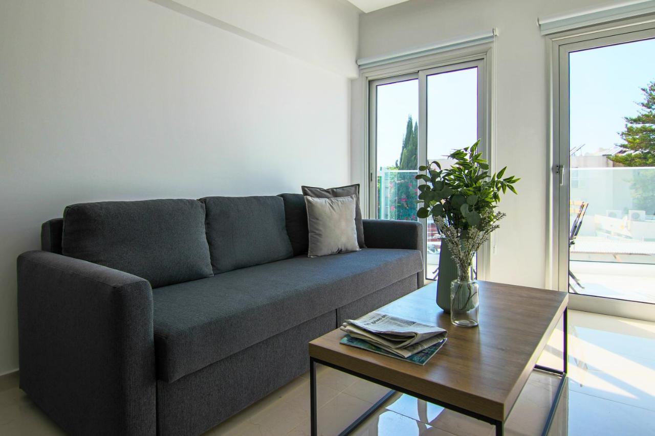 Phaedrus Living: Seaside Luxury Flat Lighthouse 65 Leilighet Paphos Eksteriør bilde