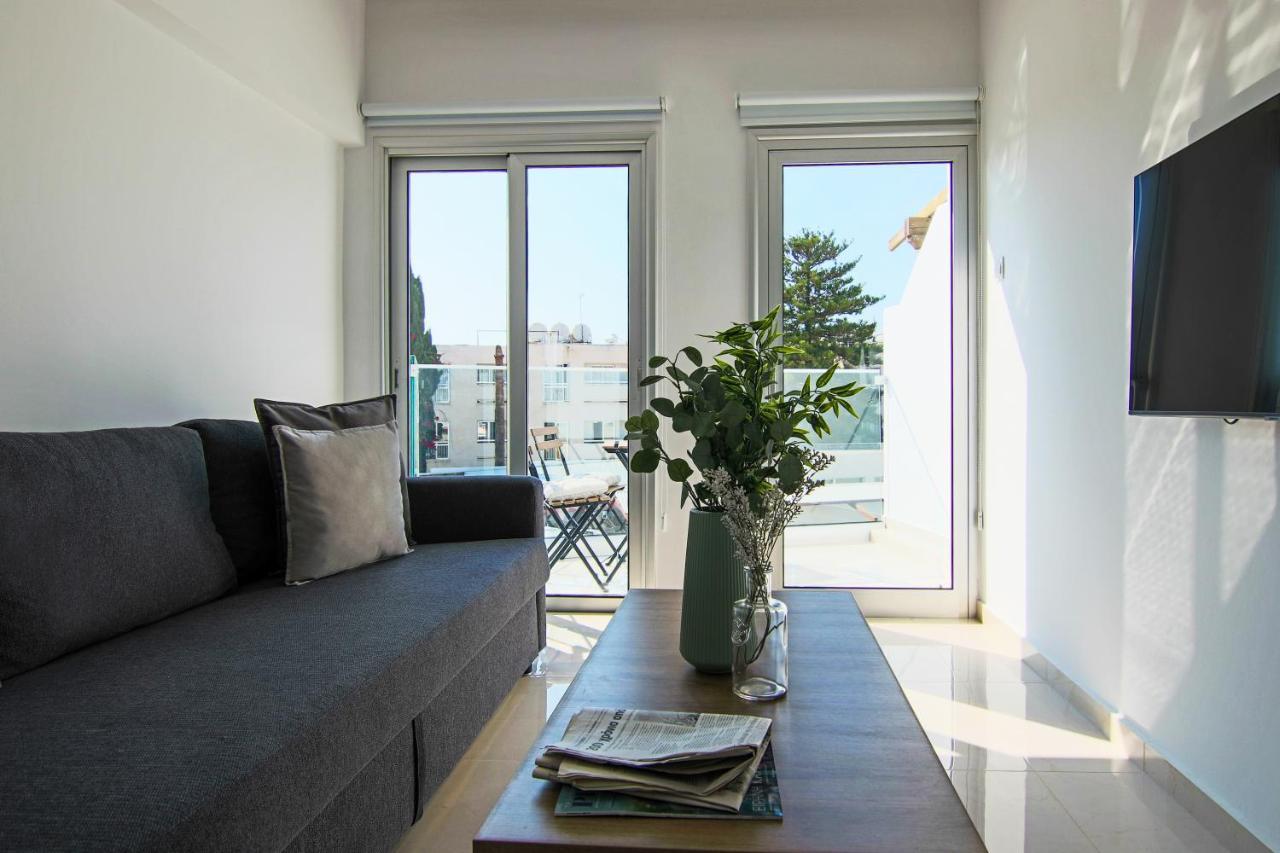 Phaedrus Living: Seaside Luxury Flat Lighthouse 65 Leilighet Paphos Eksteriør bilde